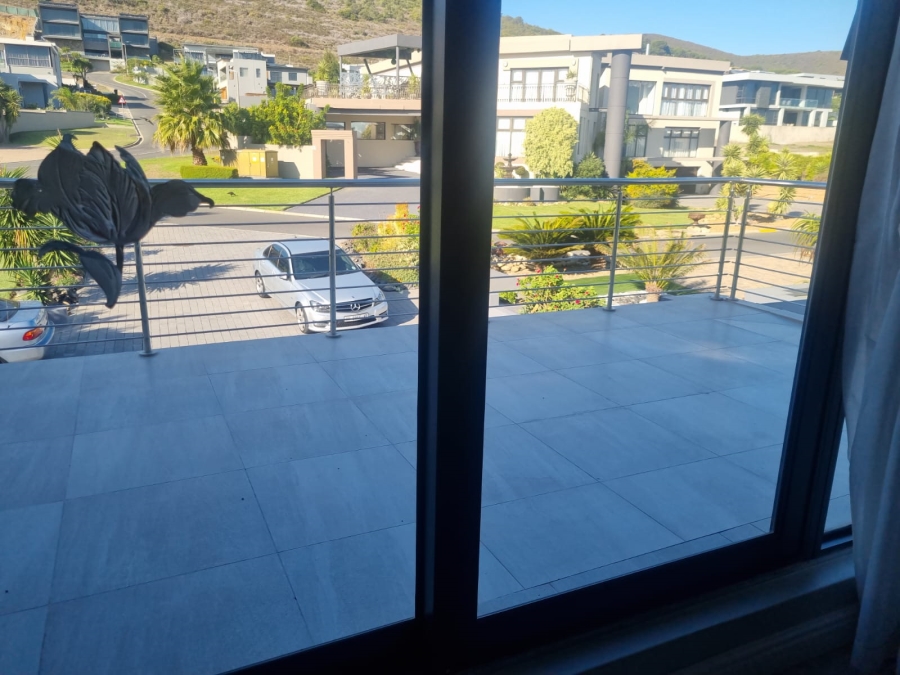 3 Bedroom Property for Sale in Baronetcy Estate Western Cape